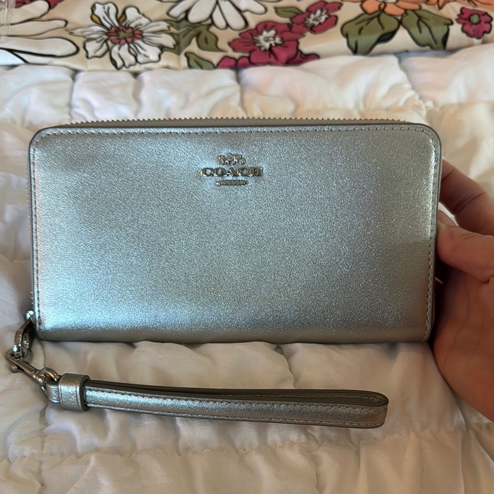 SOLD—NWOT Coach Metallic Silver Zip Around Wallet/Wristlet